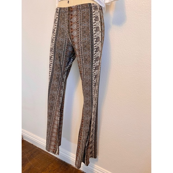 Boho Patterned Flare Pants - Picture 2 of 4